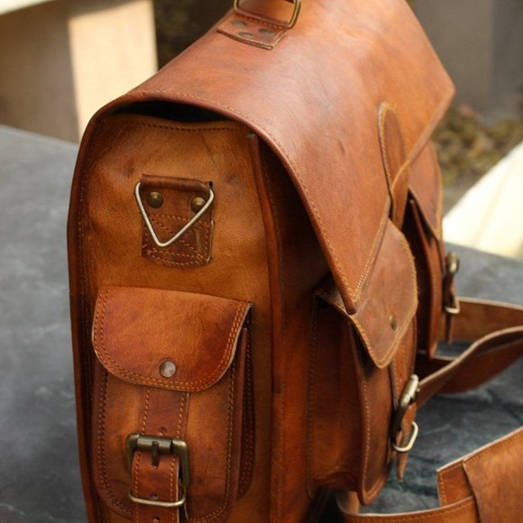 Vintage Leather Laptop Messenger Bag - Picture 3 of 6